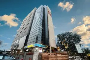 Hotel One Gulberg, Lahore - لاهور