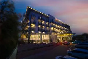 d'primahotel Airport Jakarta 2 - 当格浪