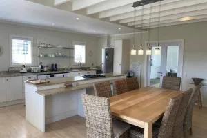 Summit Song - Thesen Island - 克尼斯纳