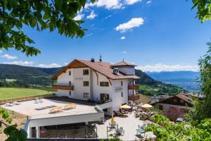 2 star hotell Pension Schlaneiderhof Meltina Itaalia