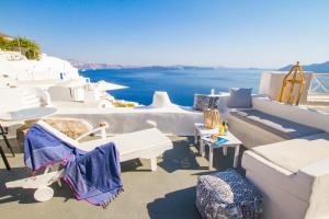 Alexander's Suites Santorini Greece