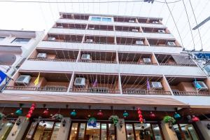 Thipurai Beach Hotel