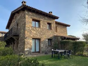 Apartaments Alzina - L’ Esquirol