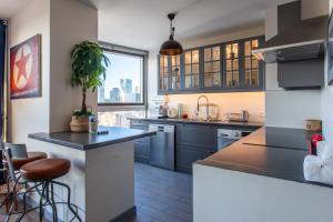 Le « 24th » on Blum Square