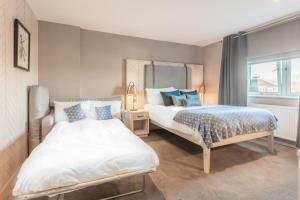 Family Room room in Palm Court Hotel