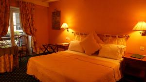 Hotels Le Relais Medicis : photos des chambres