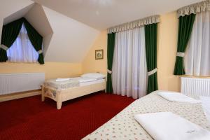Triple Room with Balcony room in Hotel Julianin dvor