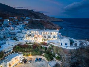 Vardia Bay Studios Folegandros Greece