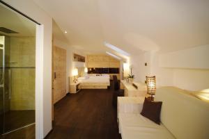Junior Suite with Balcony room in Romantik Villa Cesanueva