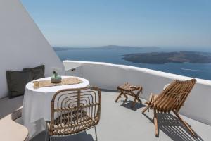 Cocoon Suites Santorini Greece