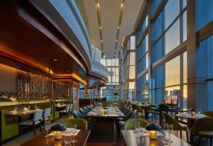 Scarletz Suites Klcc by Purple Orchid