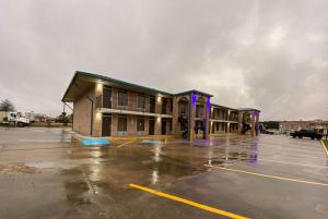 Days Inn by Wyndham Forest