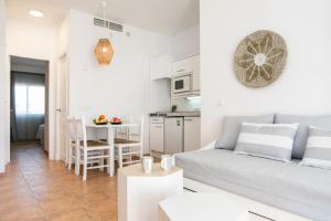 Standard Triple Room (2 Adults + 1 Child) room in RVHotels Sea Club Menorca