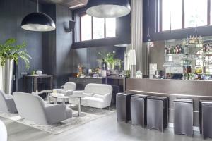 Hotels Le Domaine des Lys : photos des chambres