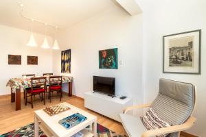 White Apartment - T2 near Beach