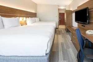 Queen Room with Two Queen Beds room in Holiday Inn Express Hotel & Suites Dallas - Grand Prairie I-20, an IHG Hotel