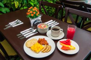 Hotel Aixo Suites By GEH Suites