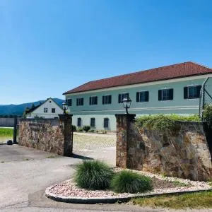 Schloss Krottenhof - 朗根旺