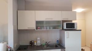 Apartment Viktor,parking