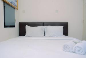 Strategic Location 2BR Apartment at FX Residence By Travelio