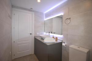 AL23 Moderno apartamento playa Fenals, Costa Brava