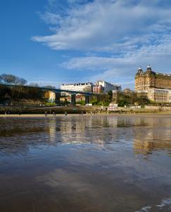 Cliff Bridge Terrace, Scarborough, YO11 2HA, England.