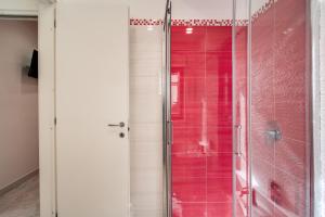 Casa Lolla, a Red Rose in Sorrento