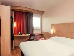 ibis Epinay sur Seine - Gennevilliers - 塞纳河畔埃皮奈