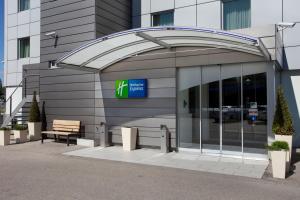 Holiday Inn Express Geneva Airport by IHG