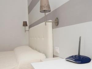 One-Bedroom Apartment room in Saint Peter Apartments