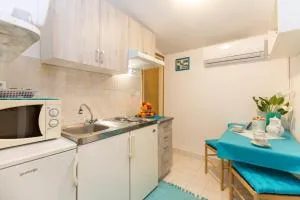 Studio apartman Branka - Strmac