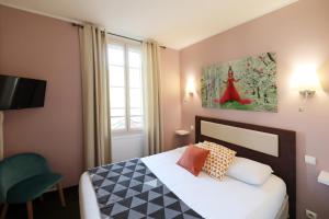 Hotels Hotel Les Pasteliers : photos des chambres