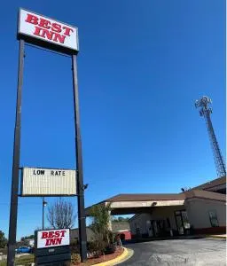 Best Inn - 格罗夫敦