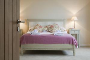 Goudhurst Oast by Bloom Stays