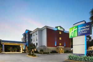 Holiday Inn Express Hotel & Suites Pensacola-West Navy Base by IHG