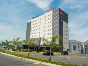 Ibis Budget Lorena - Circuito da Fé - 伊塔茹巴