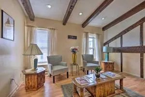 Central Albany Apartment Walk to State Capitol! - East Schodack