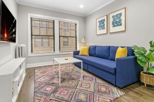 1BR Stylishly Furnished Apt in Lakeview - Oakdale 1S