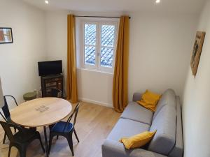 Appart lumineux de lHôtel de Ville