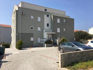 Apartment Emmy 
