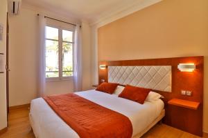 Hotels Hotel De La Darse : photos des chambres