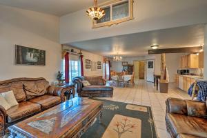 Kayaks and Views Yellowstone River Lodge in Clark