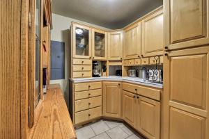 Kayaks and Views Yellowstone River Lodge in Clark