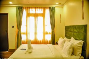 Golden Kuensel Resort & Spa