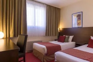 The Originals City, Hôtel Paris Sud, Orly-Draveil - 奥尔日河畔埃皮奈