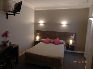 Hotels Hotel Cafe les Fleurs : photos des chambres