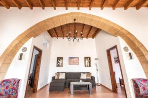 Casa Theoni