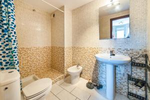 Ocean Breeze Apartment