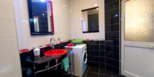 Central Apartments Shoshi