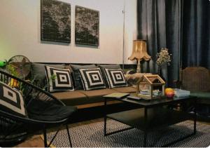 2 Bedrooms 1 living room near Old City